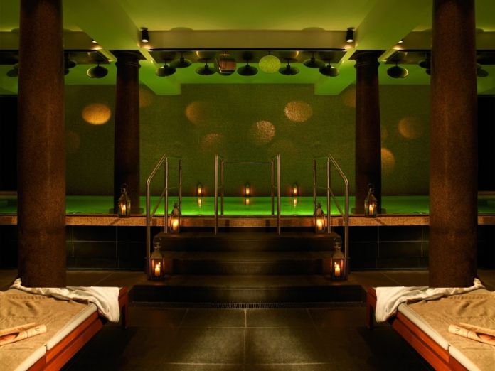 piscine hôtel de Rome