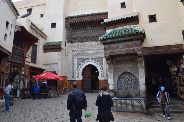 place Saha complexe Nejjarine Médina de Fès