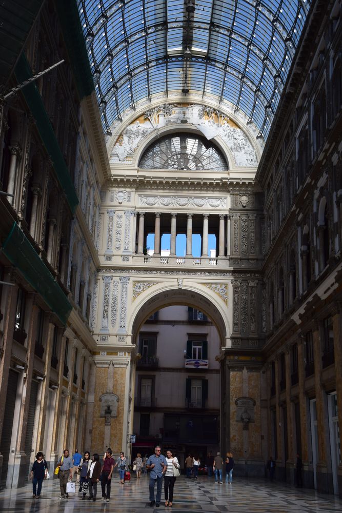 Galeria Umberto 1 Naples