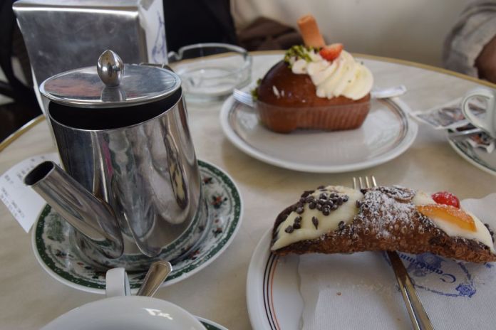 Caffè Gambrinus Naples