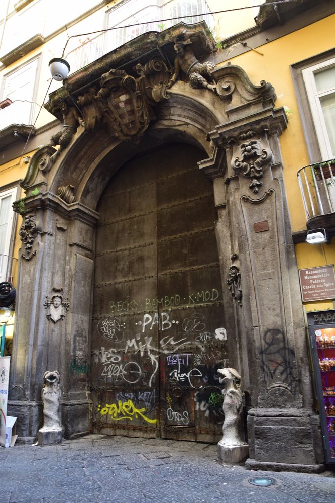 Palazzo Acquaviva d'Aragona Naples