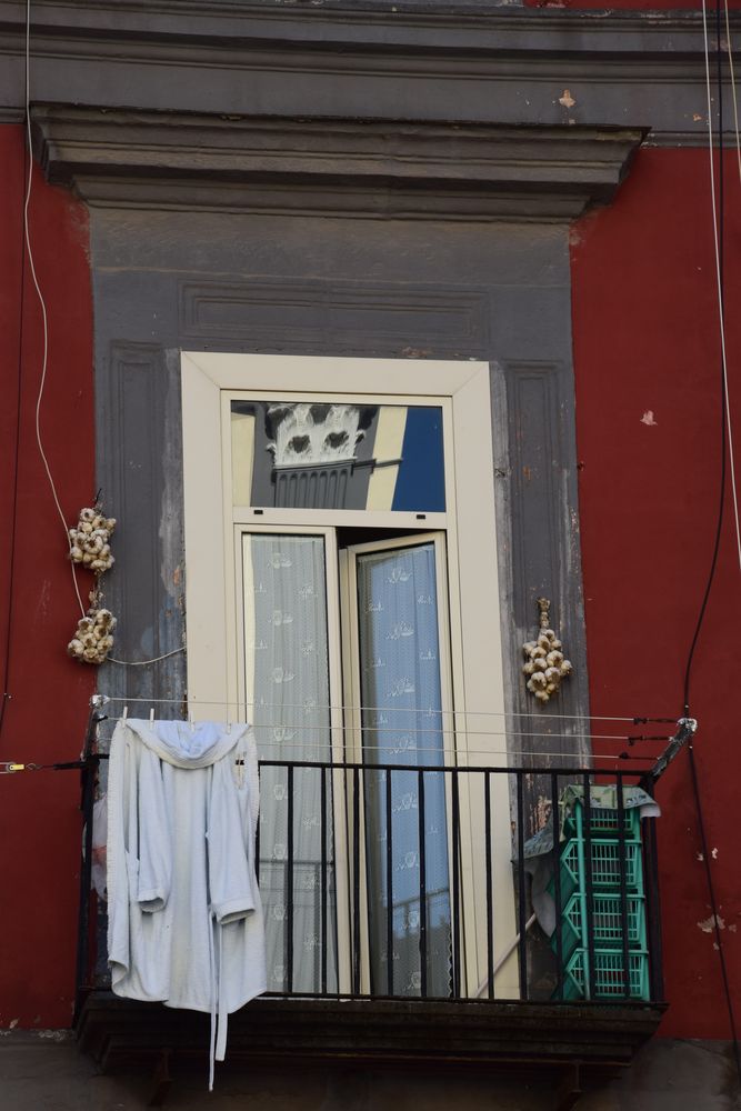 Naples, scène de rue.