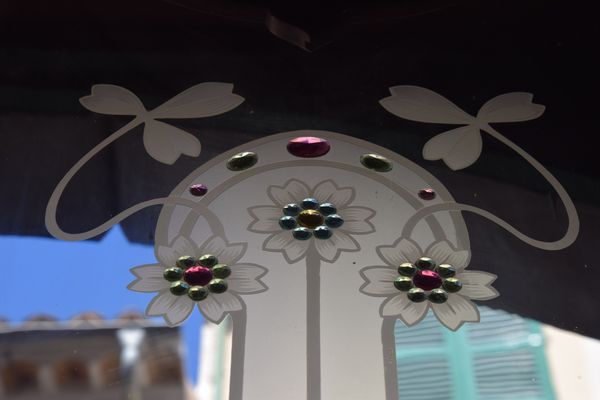 dessins sur verre sablé ca'n prunera