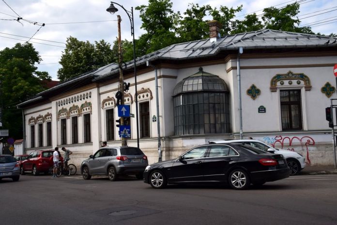 école des filles Ion Mincu Bucarest