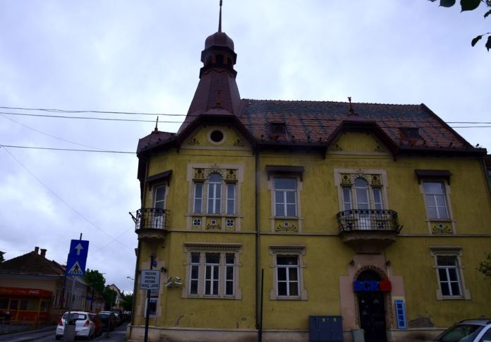 bâtiment session targu mures