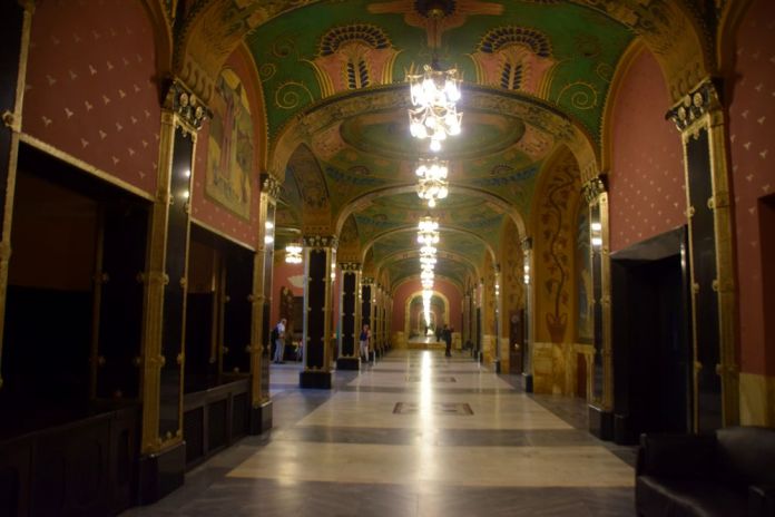 hall d'entrée Palais de la culture