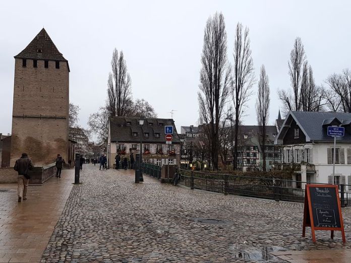 tour pont couvert strasbourg