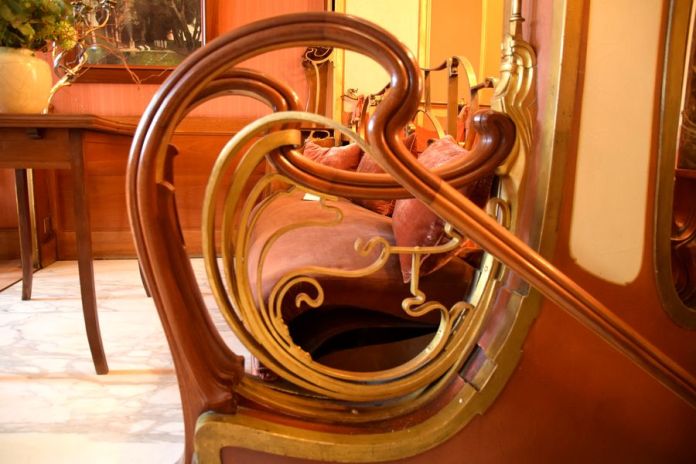 maîtrise des courbes par Victor Horta Bruxelles