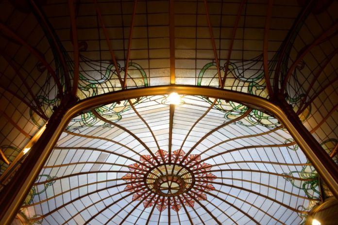 hôtel van eetvelde vitraux