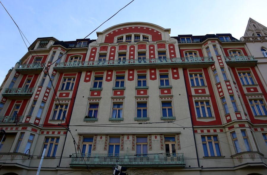 Prague, rouge, relief, ArtNouveau, Masaryk
