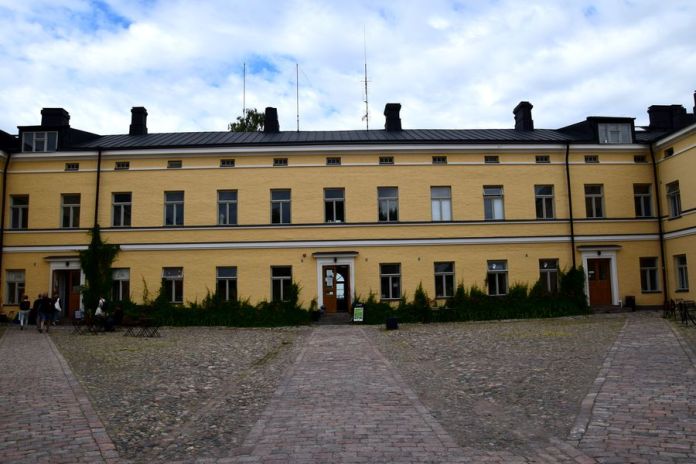 entrée hôpital psychiatrique Helsinki