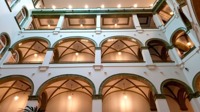 galeries Parisi Udvar Budapest