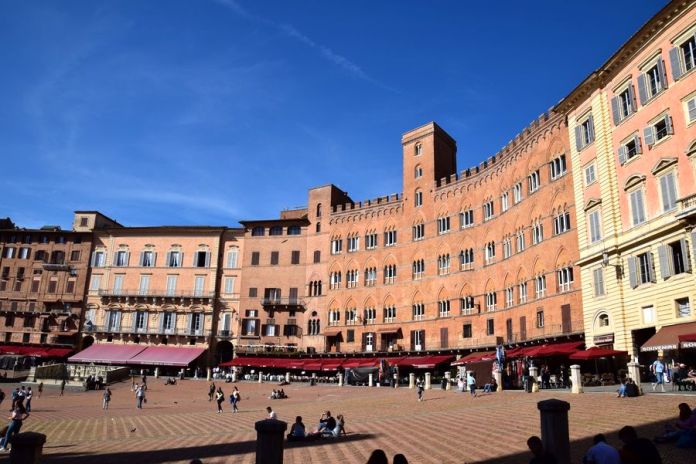 arrondi piazza del campo