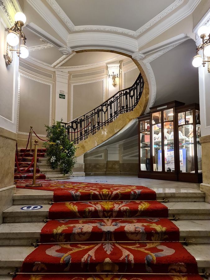 escalier arrondi sociedad bilbaina bilbao